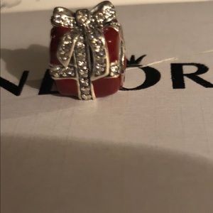 Pandora Sparkling Surprise Charm, 791772cz